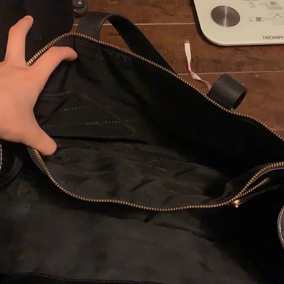 Authentic Marc by Marc Jacobs bag - Picture 13 of 14